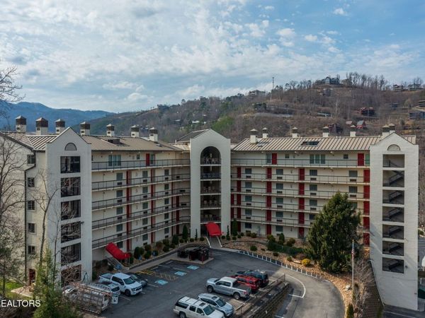 102 Baskins Creek , Gatlinburg, TN 37738