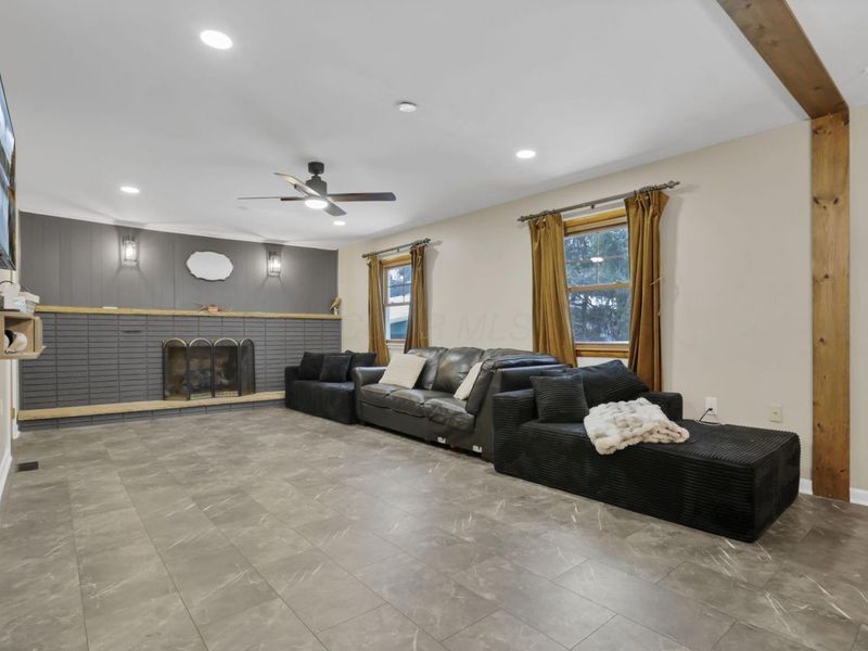 236 Elm Drive NE, Newark, OH 43055 Photo 15