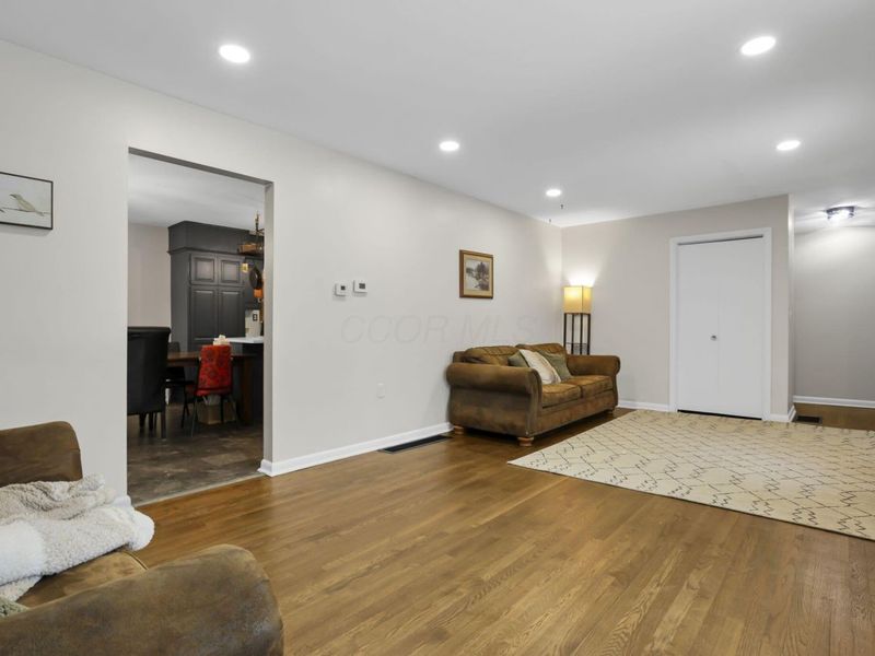 236 Elm Drive NE, Newark, OH 43055 Photo 7