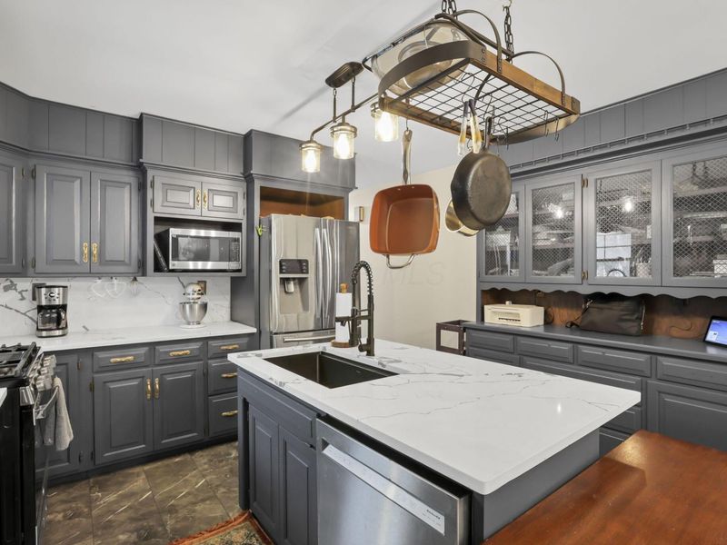 236 Elm Drive NE, Newark, OH 43055 Photo 8