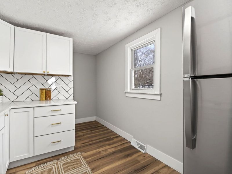 9475 W National Road, New Carlisle, OH 45344 Photo 12