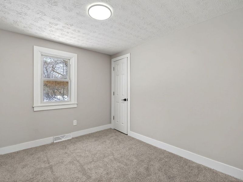 9475 W National Road, New Carlisle, OH 45344 Photo 14