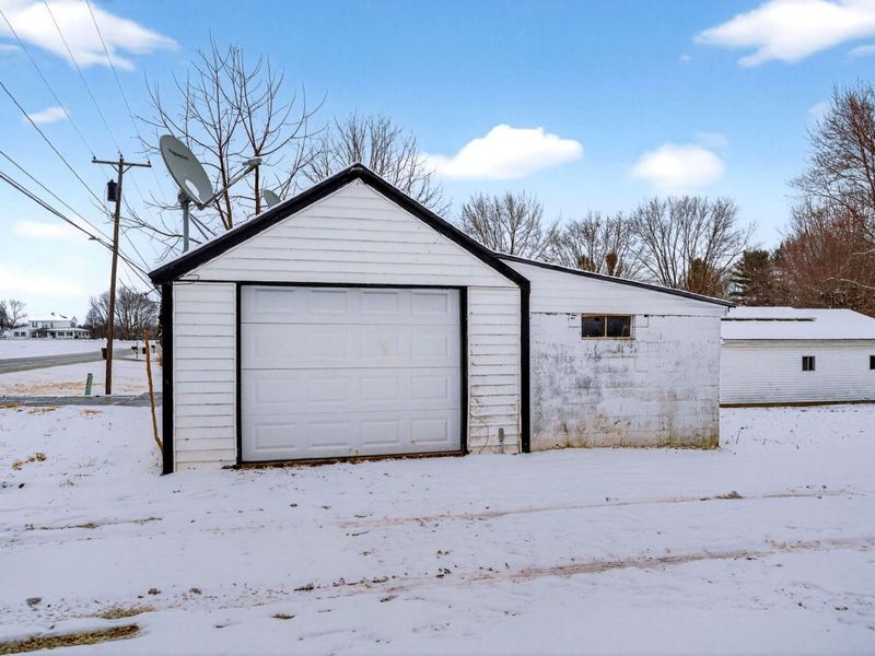 9475 W National Road, New Carlisle, OH 45344 Photo 27