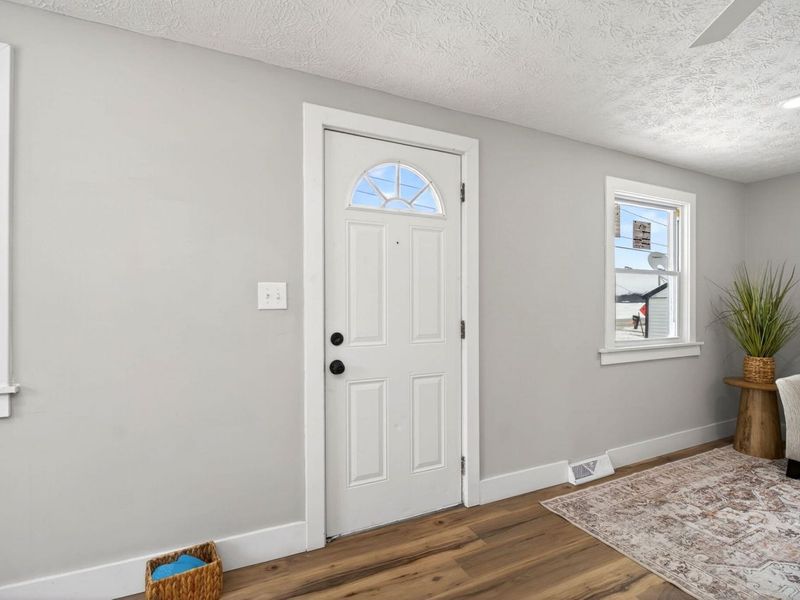 9475 W National Road, New Carlisle, OH 45344 Photo 5