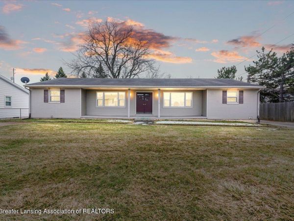 5137-5139 Dorene Drive, Lansing, MI 48917