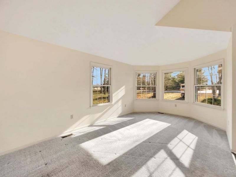 104 Waynoka Drive, Franklin Twp, OH 45171 Photo 10