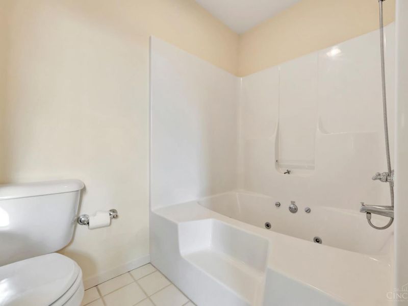 104 Waynoka Drive, Franklin Twp, OH 45171 Photo 29