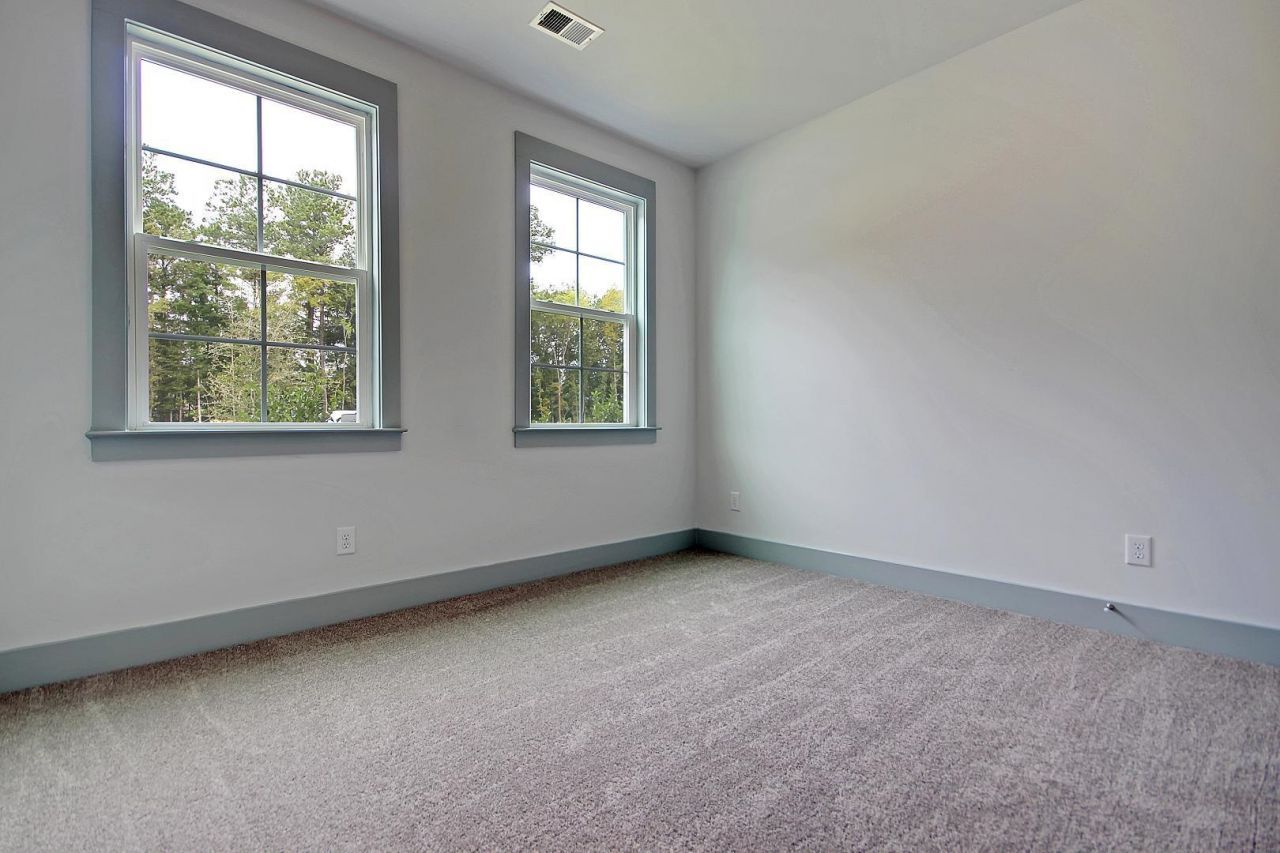 4900 Huckleberry Ln.  Photo 4