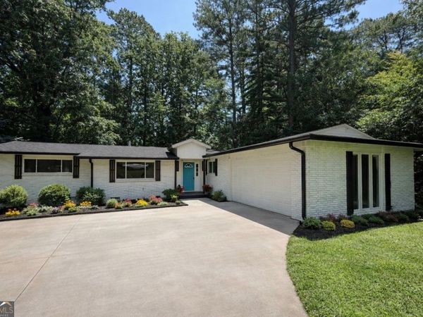 421 Safari Circle, Stone Mountain, GA 30083