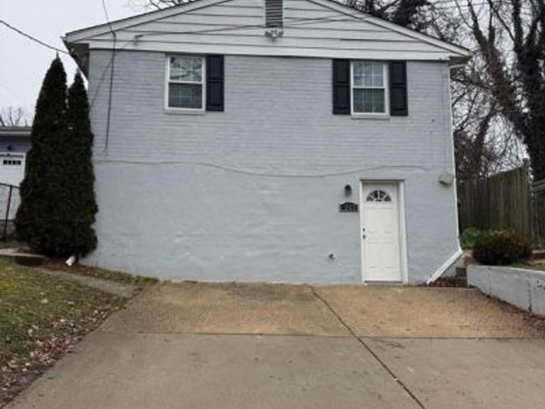 1627 QUARTER AVENUE, CAPITOL HEIGHTS, MD 20743