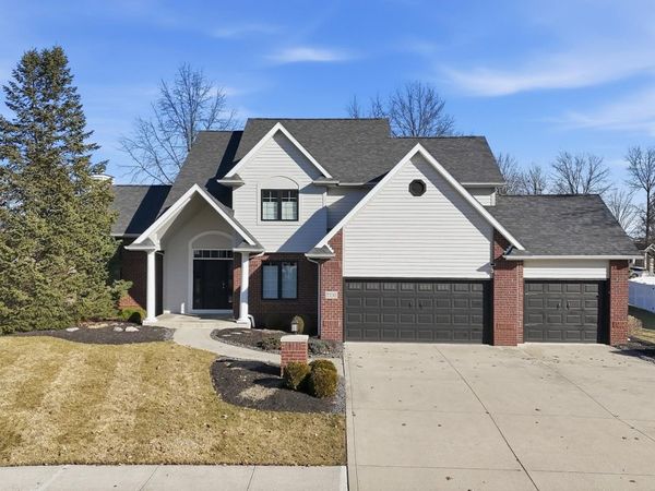 7232 Hawksnest Trail, Fort Wayne, IN 46835