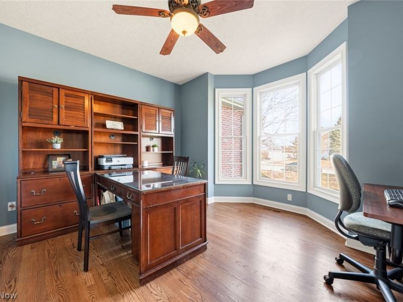 652 Treeside Lane, Avon Lake, OH 44012 Photo 13