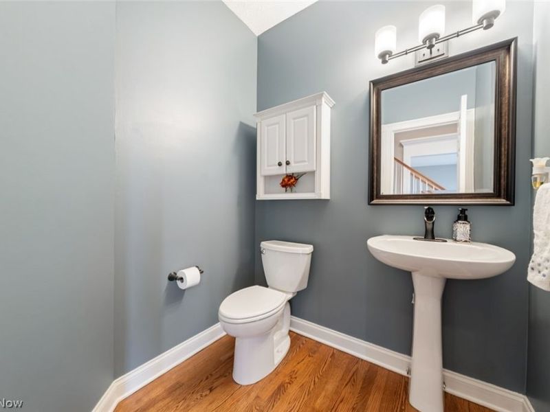 652 Treeside Lane, Avon Lake, OH 44012 Photo 14