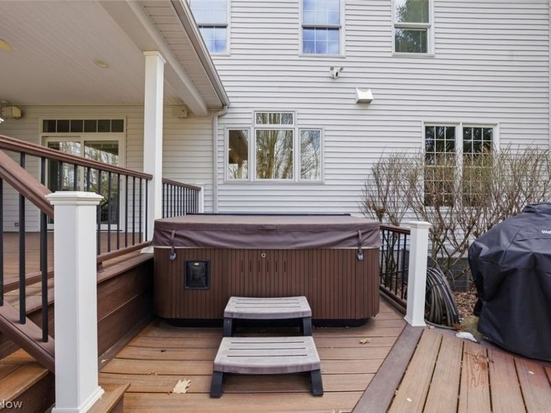 652 Treeside Lane, Avon Lake, OH 44012 Photo 35