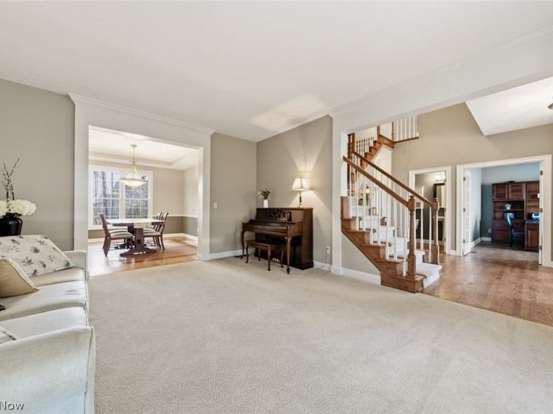 652 Treeside Lane, Avon Lake, OH 44012 Photo 5