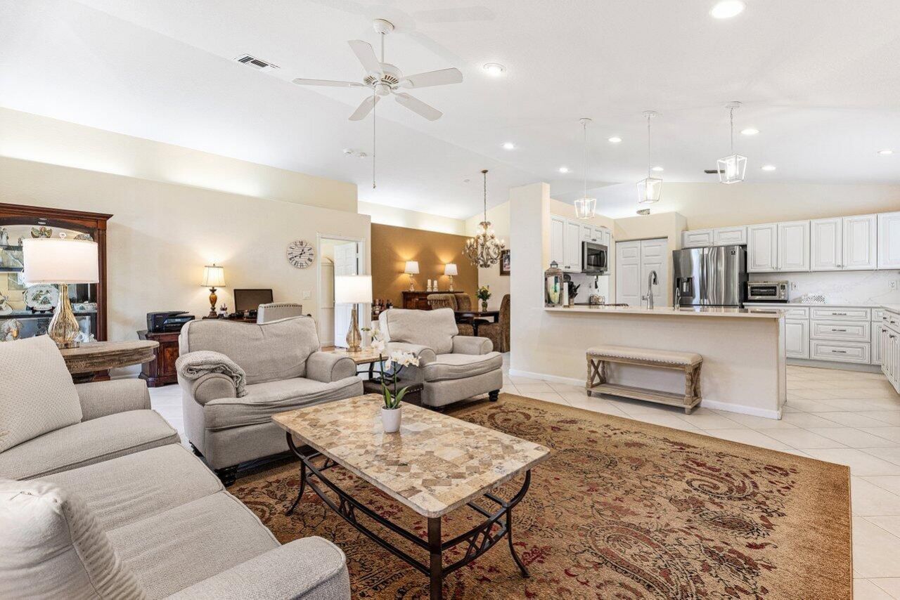 7689 Las Cruces Court, Boynton Beach, FL 33437 Photo