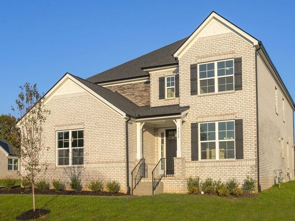 610 Maple Brook Lane , Mount Juliet, TN 37122