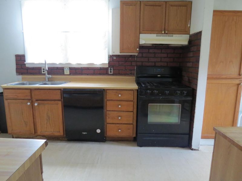 277 S Central Avenue , Columbus, OH 43223 Photo 12