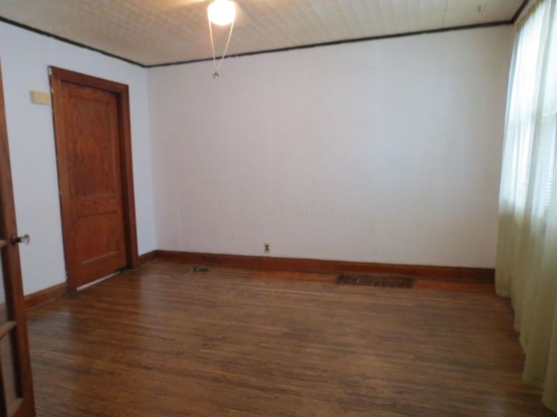 277 S Central Avenue , Columbus, OH 43223 Photo 14