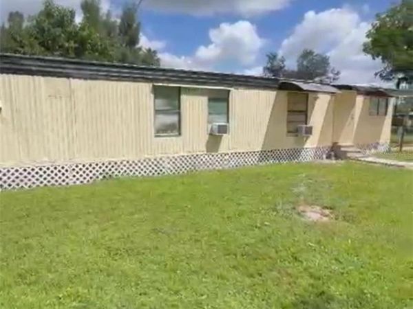 15482 MAPLETREE DRIVE, PUNTA GORDA, FL 33955