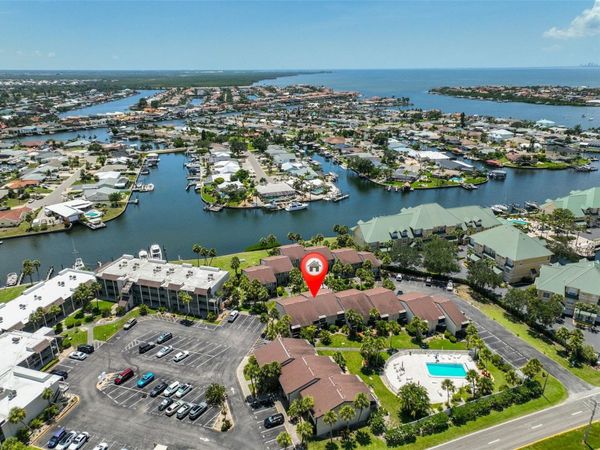 1028 APOLLO BEACH BOULEVARD , Unit 8, APOLLO BEACH, FL 33572