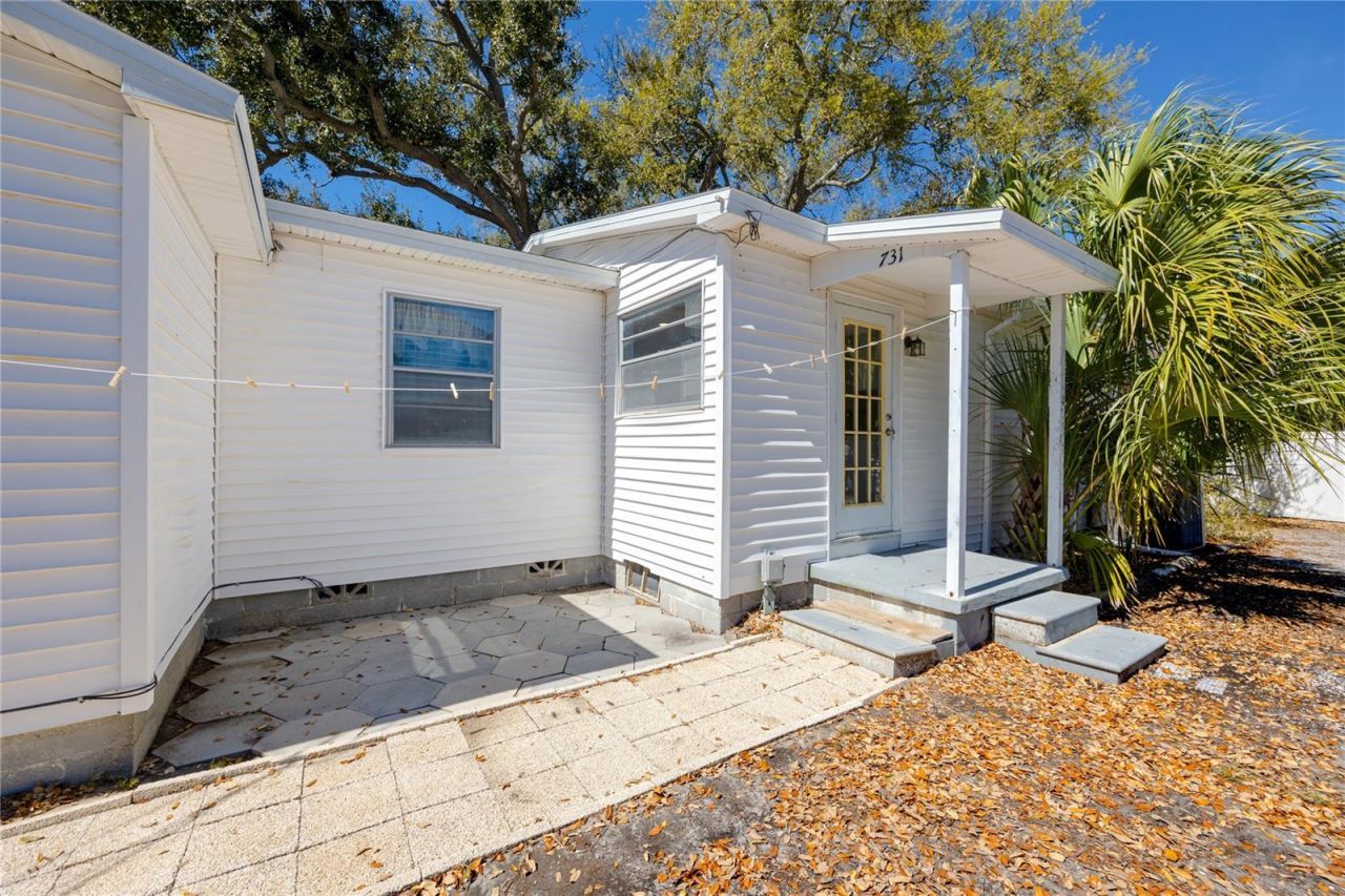 731 72nd Street N, Saint Petersburg, FL 33710 Photo