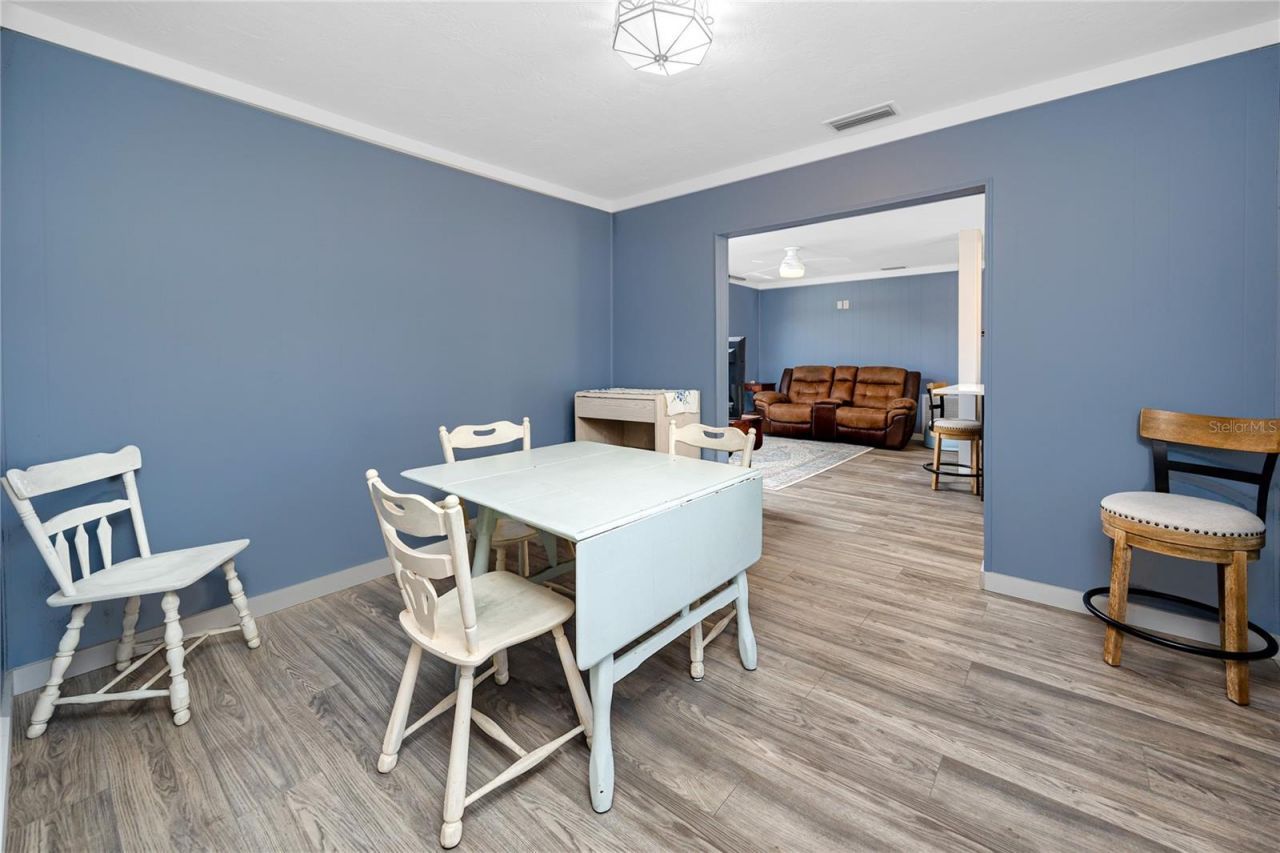 731 72nd Street N, Saint Petersburg, FL 33710 Photo