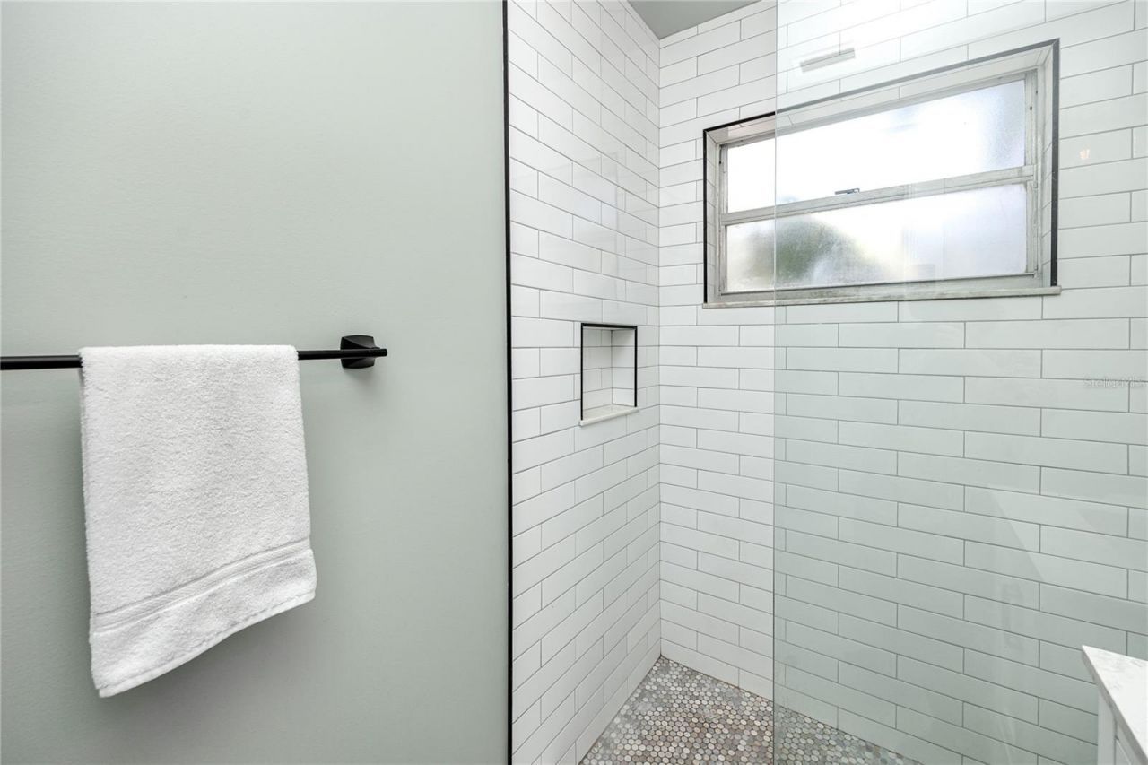 731 72nd Street N, Saint Petersburg, FL 33710 Photo