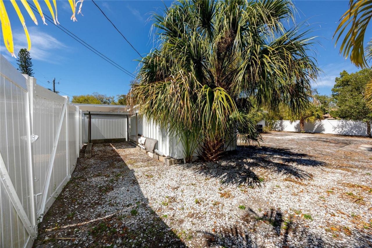 731 72nd Street N, Saint Petersburg, FL 33710 Photo