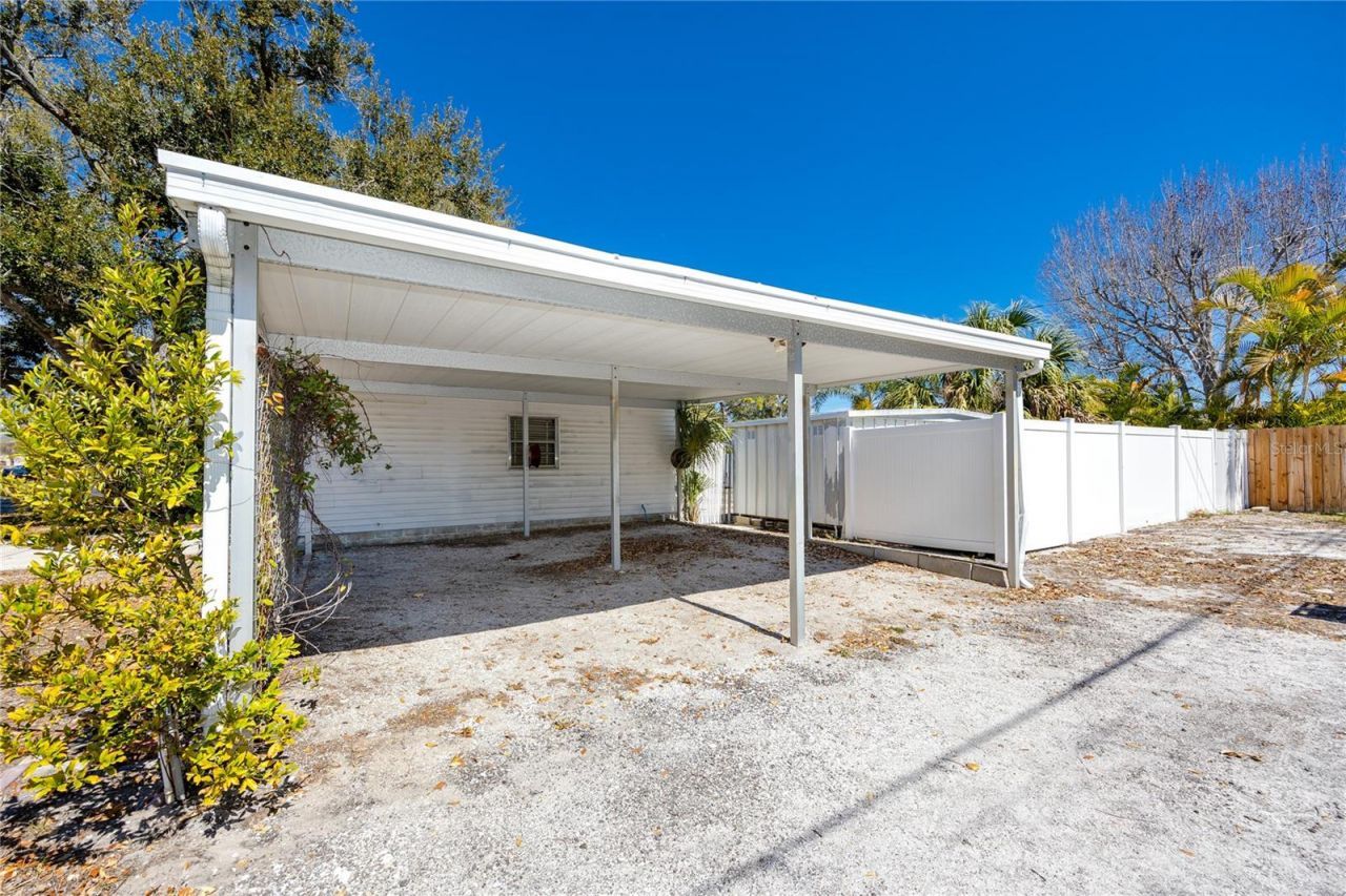 731 72nd Street N, Saint Petersburg, FL 33710 Photo