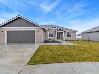 401 Glenwood Ave Grandview, WA 98930