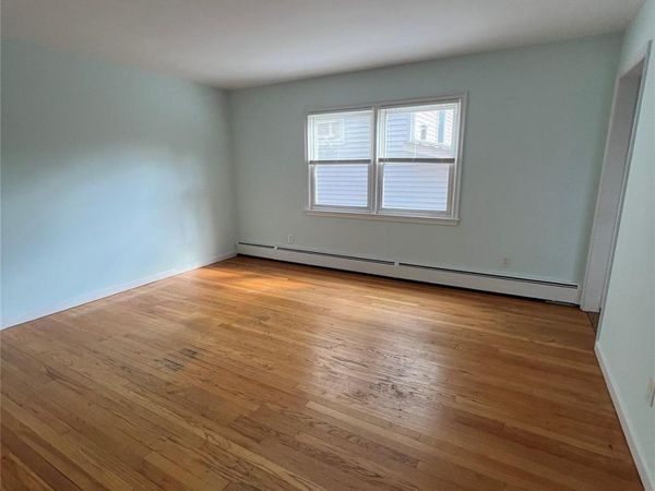 47 Washington Avenue N, White Plains, NY 10603