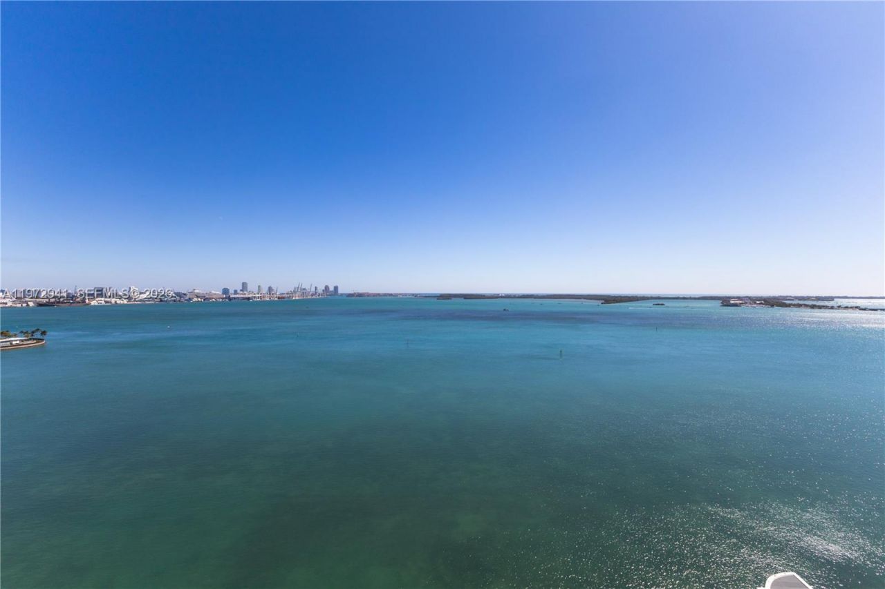 1331 Brickell Bay Dr, Unit 1901, Miami, FL 33131 Photo