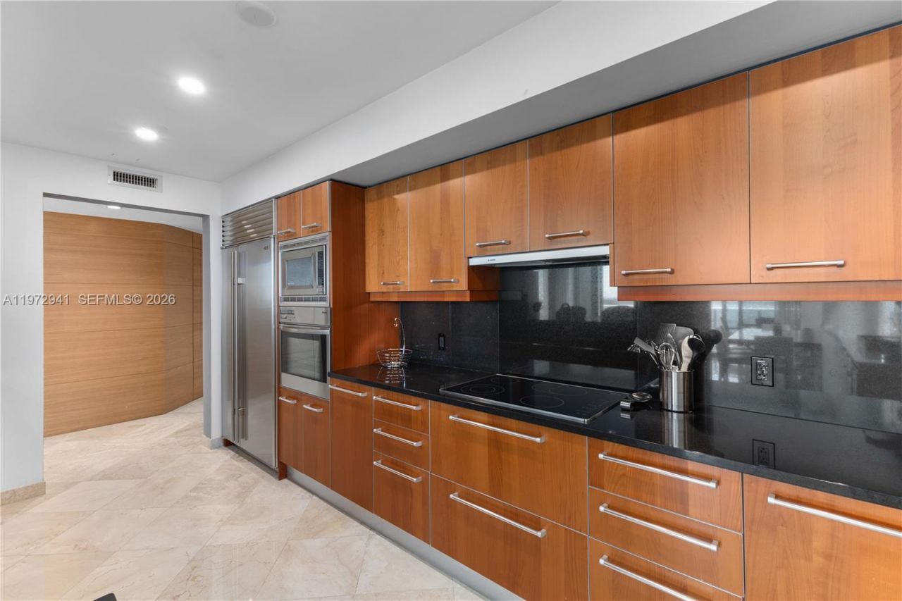 1331 Brickell Bay Dr, Unit 1901, Miami, FL 33131 Photo