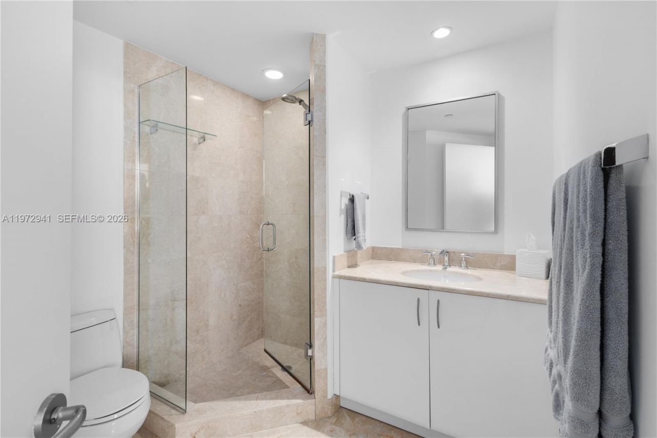 1331 Brickell Bay Dr, Unit 1901, Miami, FL 33131 Photo