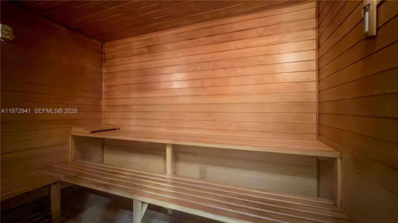 1331 Brickell Bay Dr, Unit 1901, Miami, FL 33131 Photo