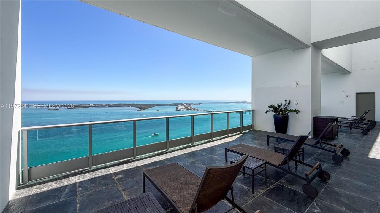 1331 Brickell Bay Dr, Unit 1901, Miami, FL 33131 Photo