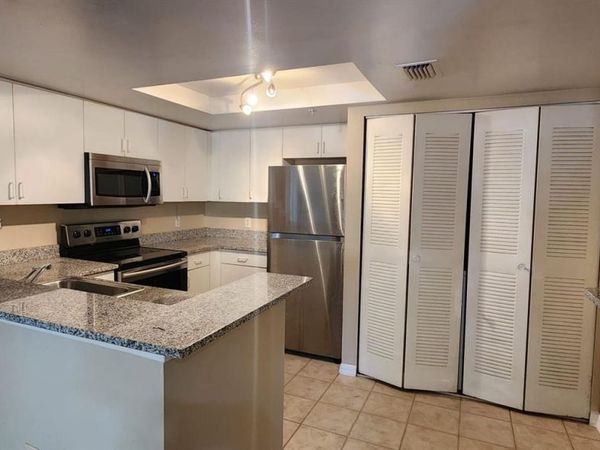 4151 N Haverhill Rd, Unit 1520, West Palm Beach, FL 33417