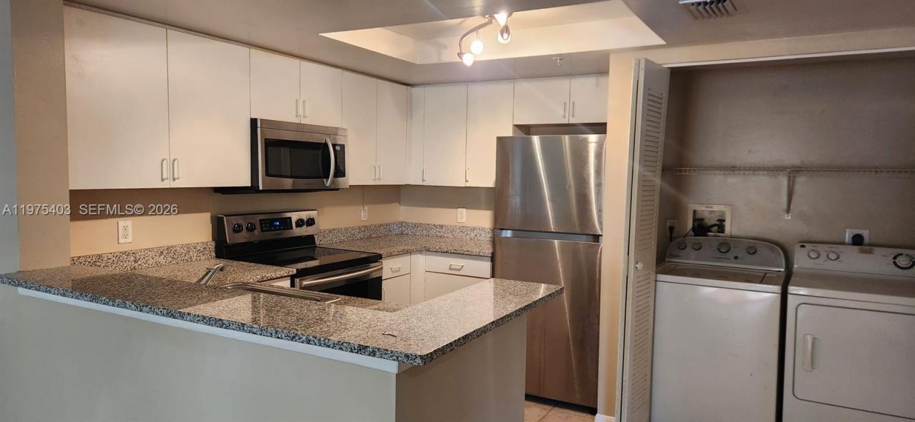 4151 N Haverhill Rd, Unit 1520, West Palm Beach, FL 33417 Photo