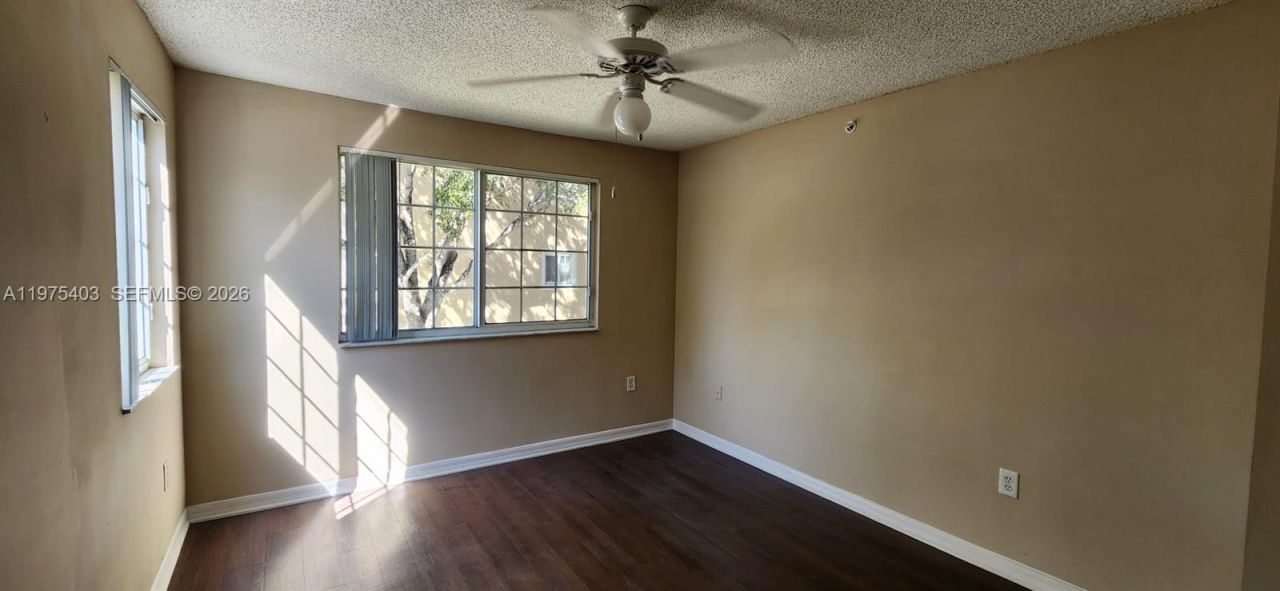 4151 N Haverhill Rd, Unit 1520, West Palm Beach, FL 33417 Photo