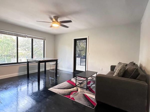 320 SW 29th Rd, Unit 2, Miami, FL 33129