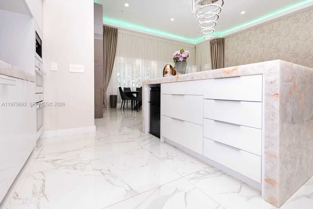 1800 S Ocean Dr , Unit 310, Hallandale Beach, FL 33009 Photo