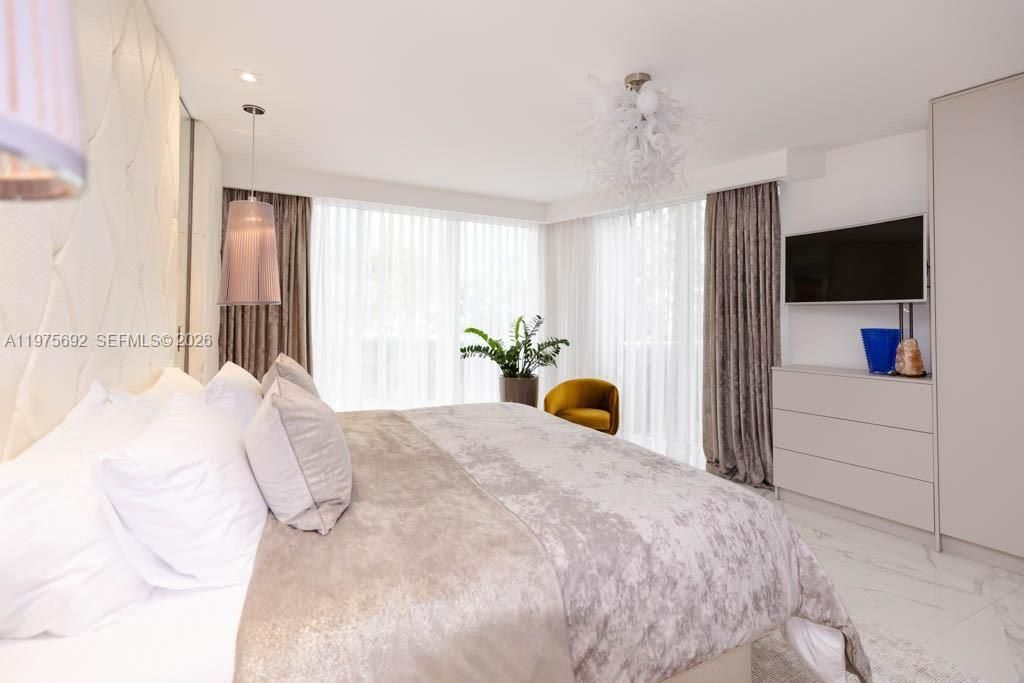 1800 S Ocean Dr , Unit 310, Hallandale Beach, FL 33009 Photo