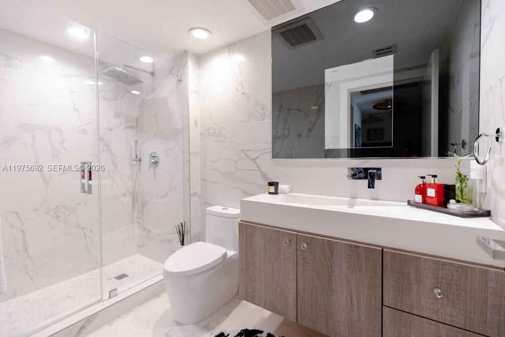 1800 S Ocean Dr , Unit 310, Hallandale Beach, FL 33009 Photo