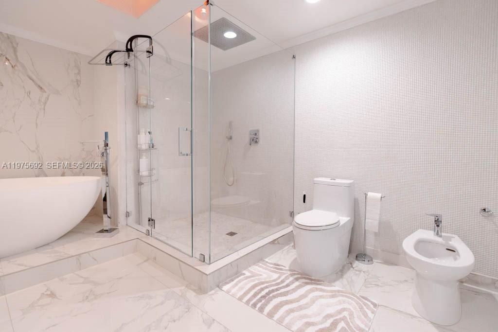 1800 S Ocean Dr , Unit 310, Hallandale Beach, FL 33009 Photo