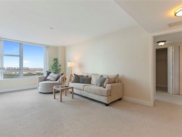 2641 N Flamingo Rd, Unit 1806N, Sunrise, FL 33323