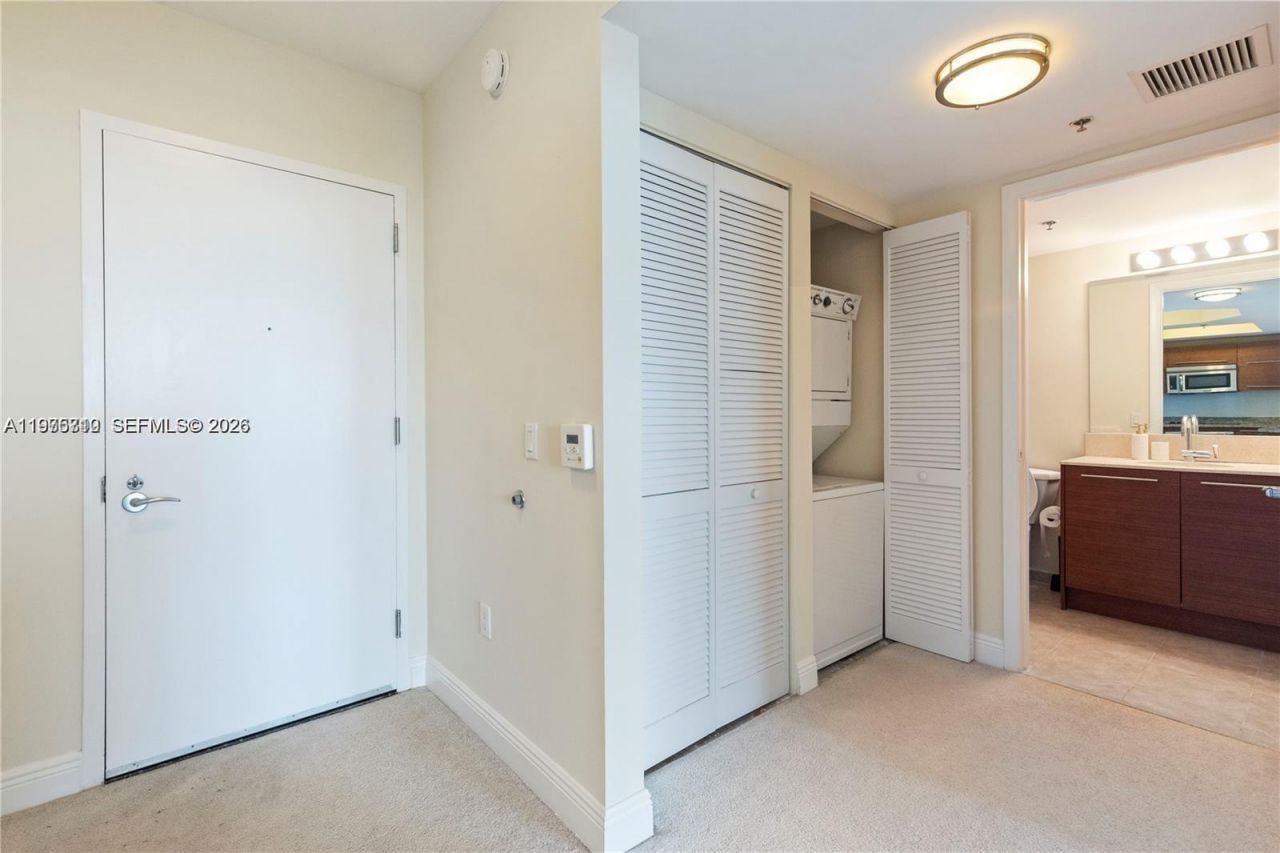 2641 N Flamingo Rd, Unit 1806N, Sunrise, FL 33323 Photo