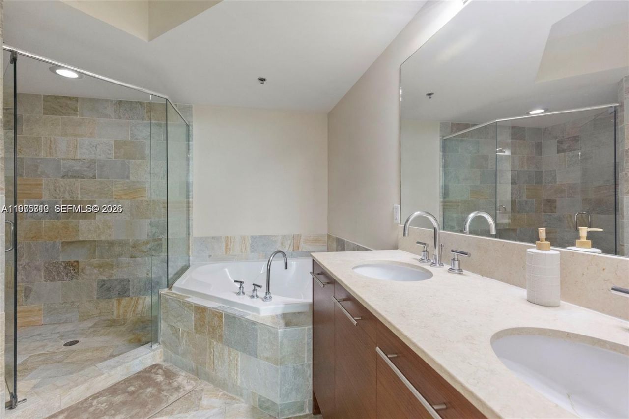 2641 N Flamingo Rd, Unit 1806N, Sunrise, FL 33323 Photo