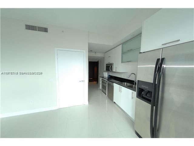 60 SW 13th St, Unit 1421, Miami, FL 33130 Photo