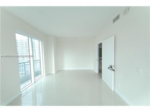 60 SW 13th St, Unit 1421, Miami, FL 33130 Photo